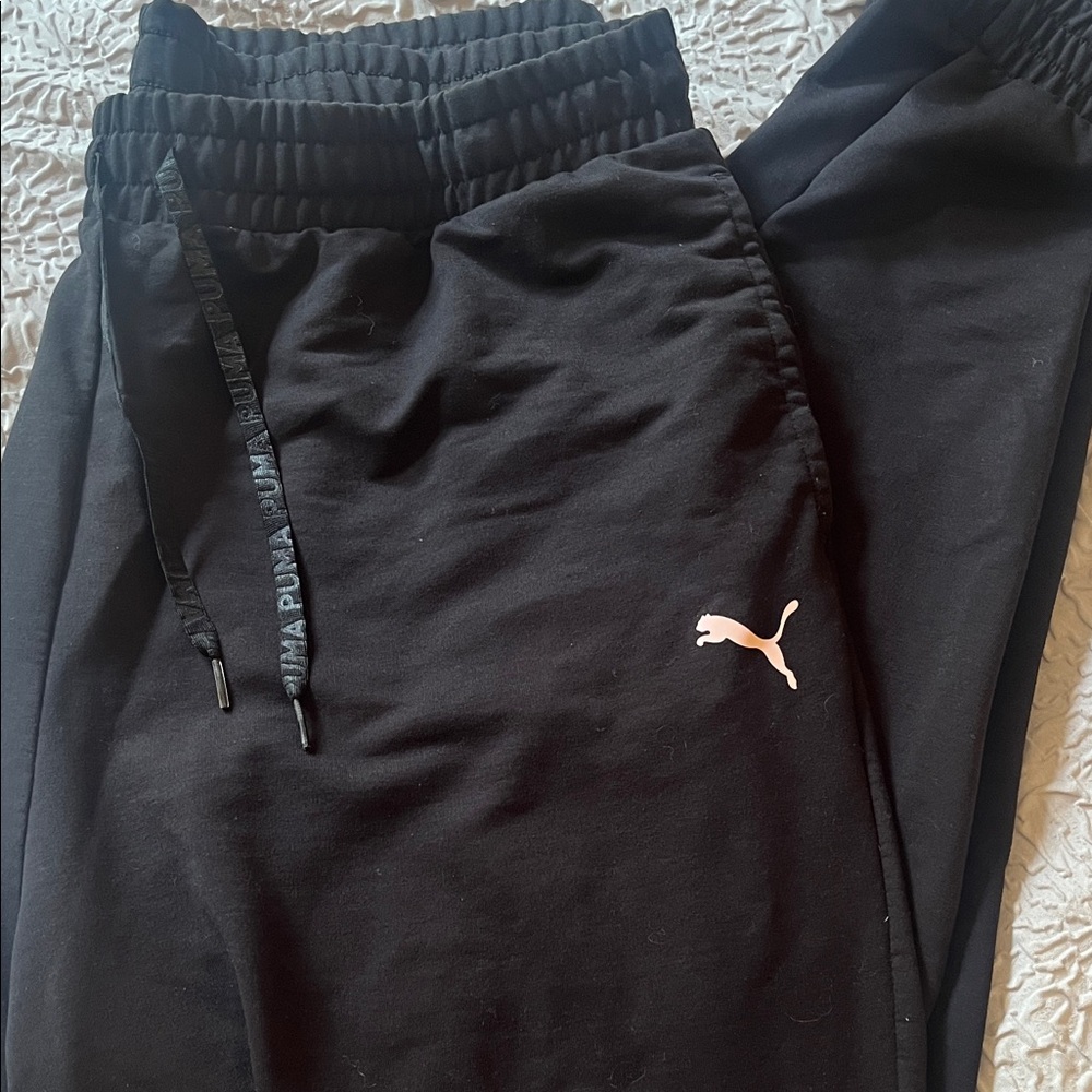 Puma Women’s Black Jogger Sweatpants with Logo